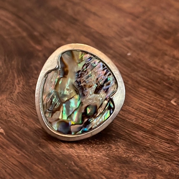 Organic Boho Abalone Goldtone Stretch Statement Ring O/S - Picture 3 of 7